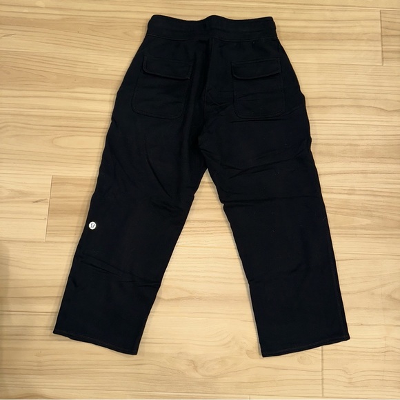 Lululemon sweatpants (short inseam) - Picture 6 of 9